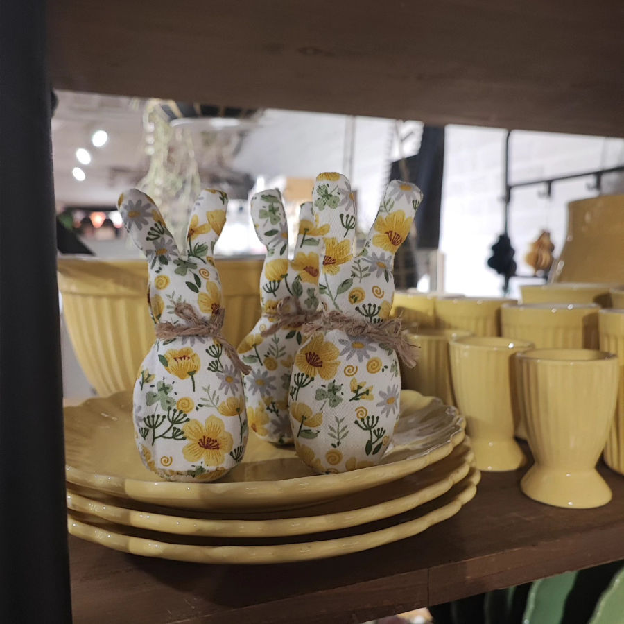 Stoffhasen bei Blooms and Rooms